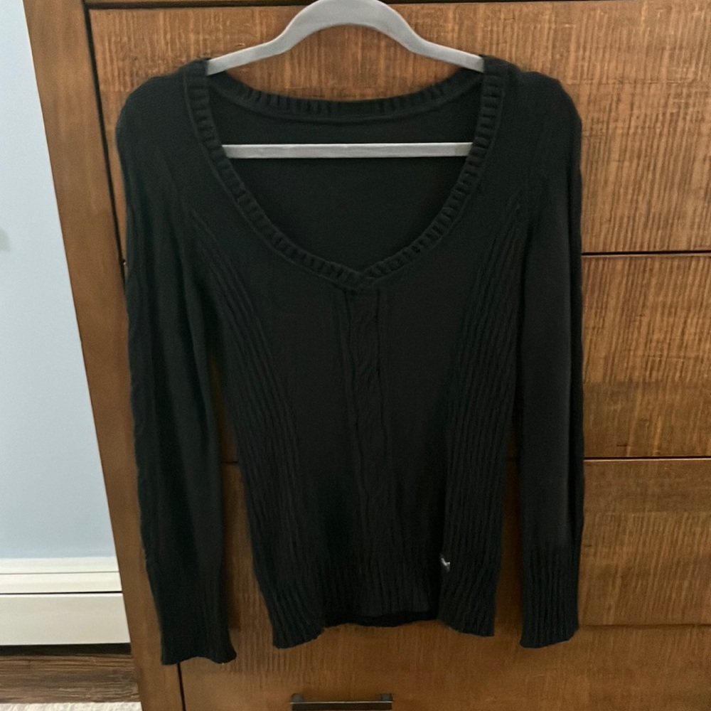 DKNY Black V-Neck Sweater. Size Small; 100% Cotton. Like New